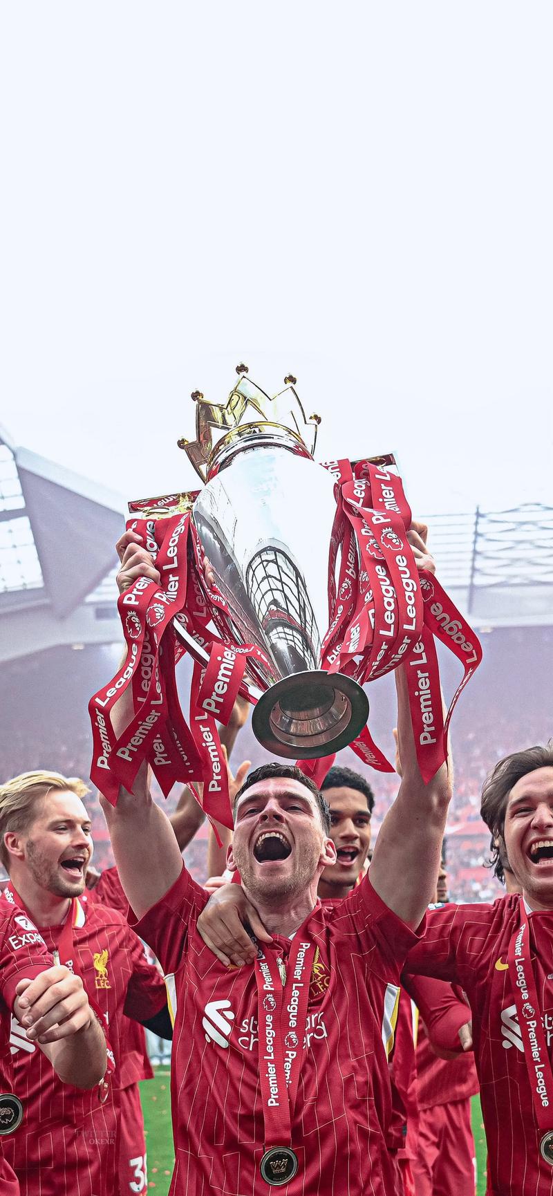 队报：皇马视维尼修斯为竞技层面和经济层面极为重要的资产（《队报》：皇马把维尼修斯视作竞技与经济双重层面的关键资产）