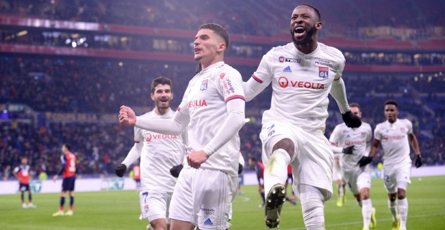 英超：利物浦主场4-0大胜埃弗顿（英超战报：利物浦主场4-0完胜埃弗顿）