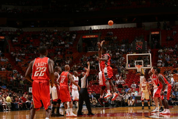 斯卢茨基：对手核心球员我们限制得不是特别好，给了很多机会（斯卢茨基：对方核心遏制不力，我们送出了太多机会）