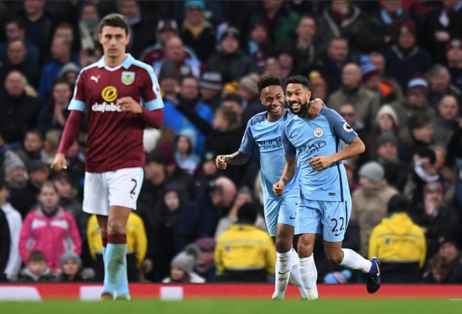 皇家马德里欲砸3000万欧元引进希腊天才穆扎基蒂斯，填补中场空缺（皇马拟斥资3000万欧引进希腊天才穆扎基蒂斯，补强中场）