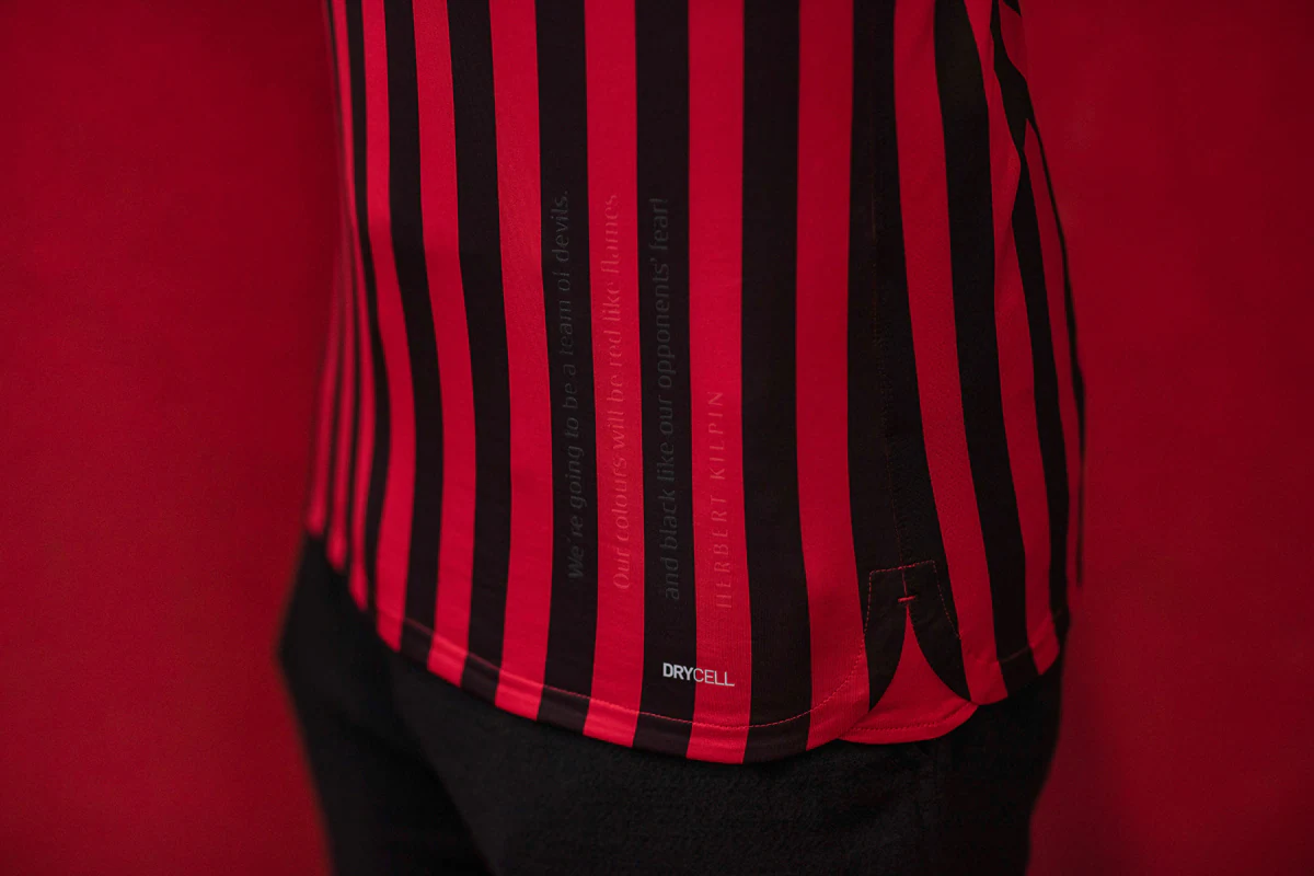 斯内德：穆帅对我而言就像父亲，贝尼特斯来国米的时机不对（斯内德：穆里尼奥如父亲般存在，贝尼特斯接手国米时机不合适）