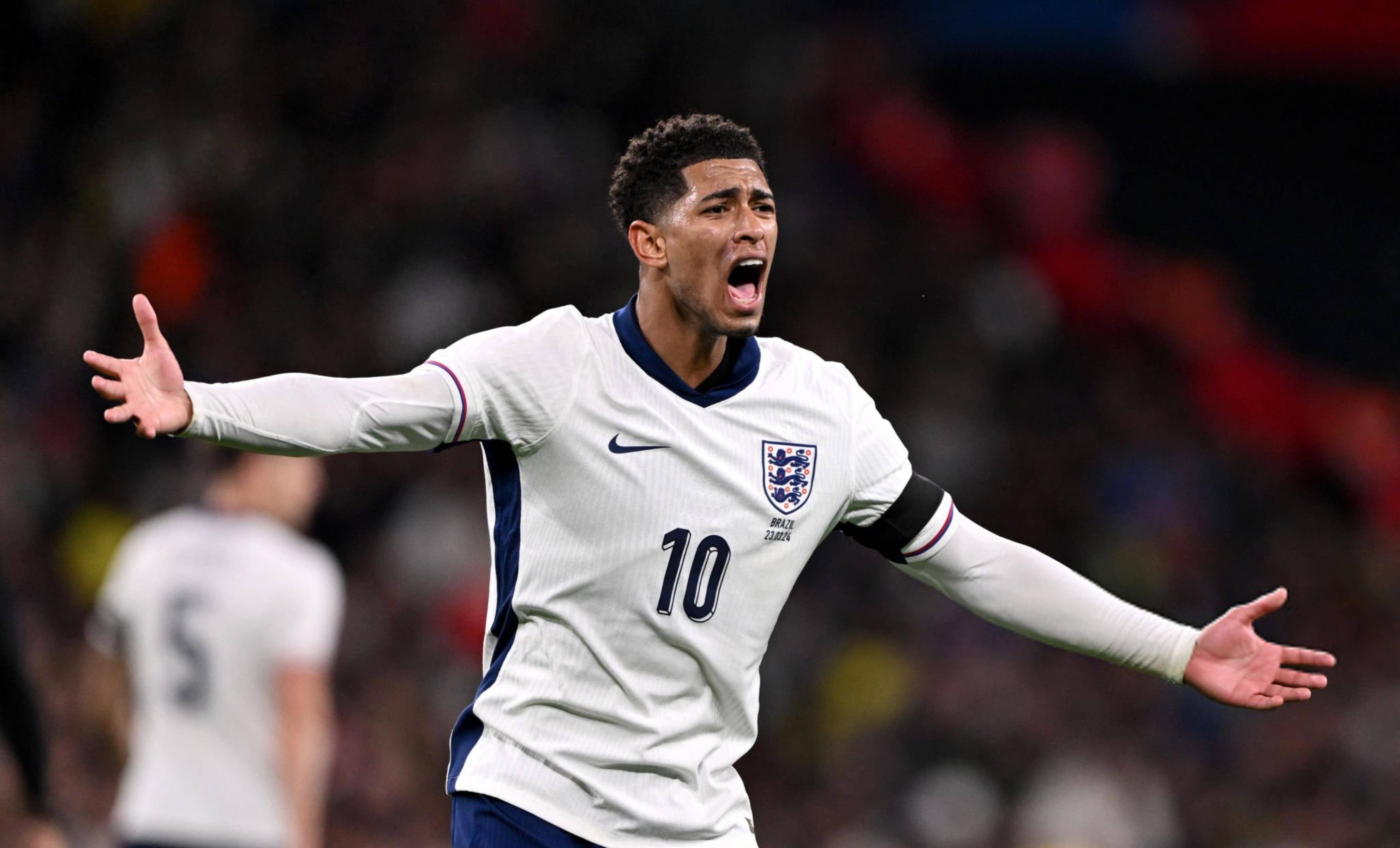 梅西还是C罗？马特乌斯：我选梅西，过去15年他对足球更重要（马特乌斯：我选梅西，他在过去15年对足球的影响力胜过C罗）