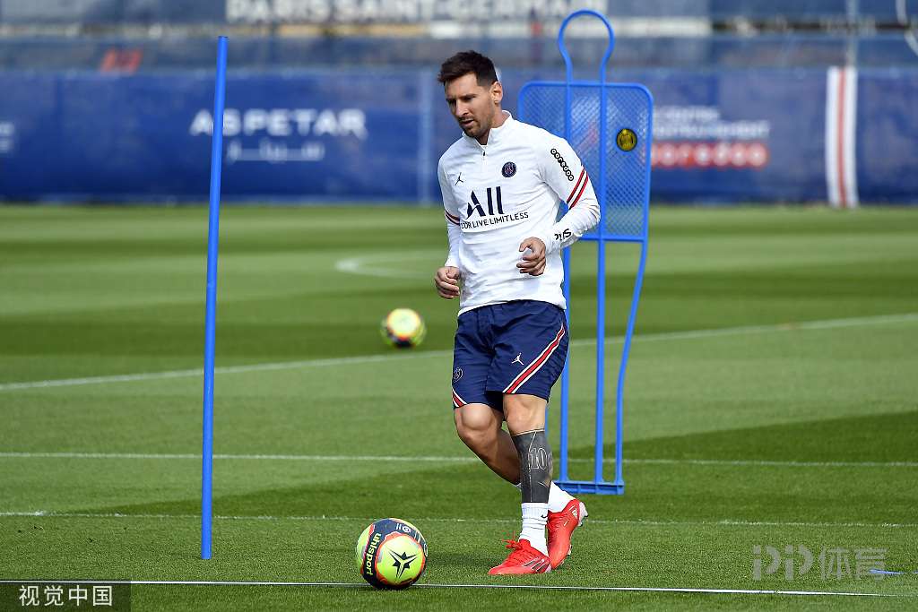 欧联2-3大冷门，西甲劲旅遭保甲球队掀翻，24岁斯塔尼奇三响炮（欧联爆出2-3大冷！西甲劲旅被保甲球队掀翻，24岁斯塔尼奇上演帽子戏法）