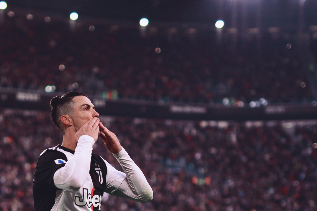 澳超半场：两队破门乏术，麦克阿瑟0-0布里斯班狮吼（澳超半场：麦克阿瑟与布里斯班狮吼互交白卷，0-0）